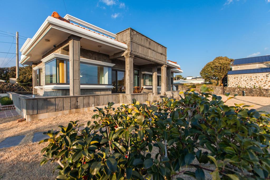 We & Me Villa Seogwipo Exterior photo